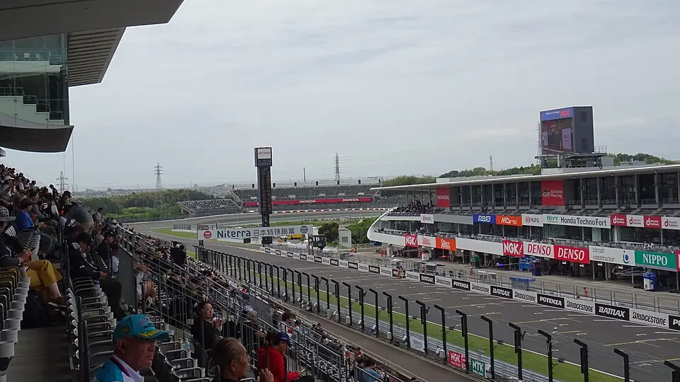 Suzuka Circuit Grandstands 24-5-2026 — 2026-05-24 10:16:34